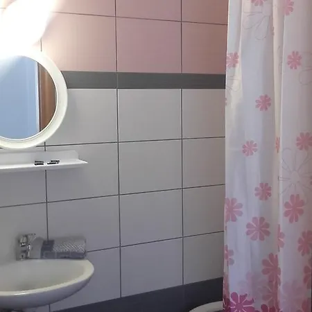 Giannis מלון דירות Paralía