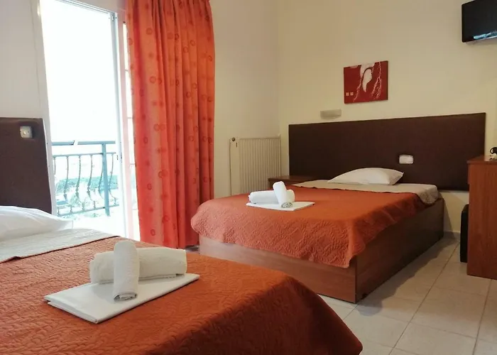 Giannis Паралия-Катерини