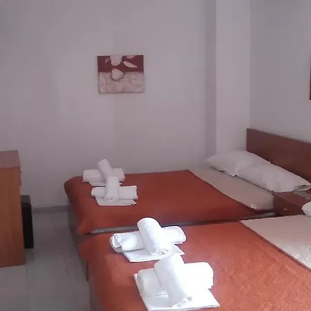 Ξενοδοχείο με διαμερίσματα Giannis