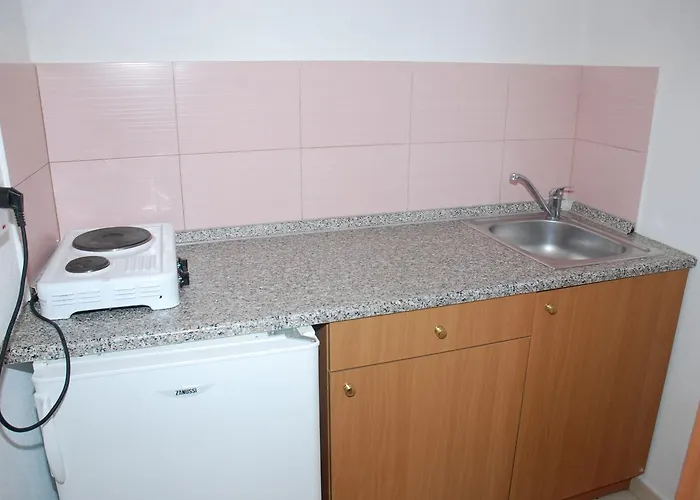 Giannis Apartahotel Paralía